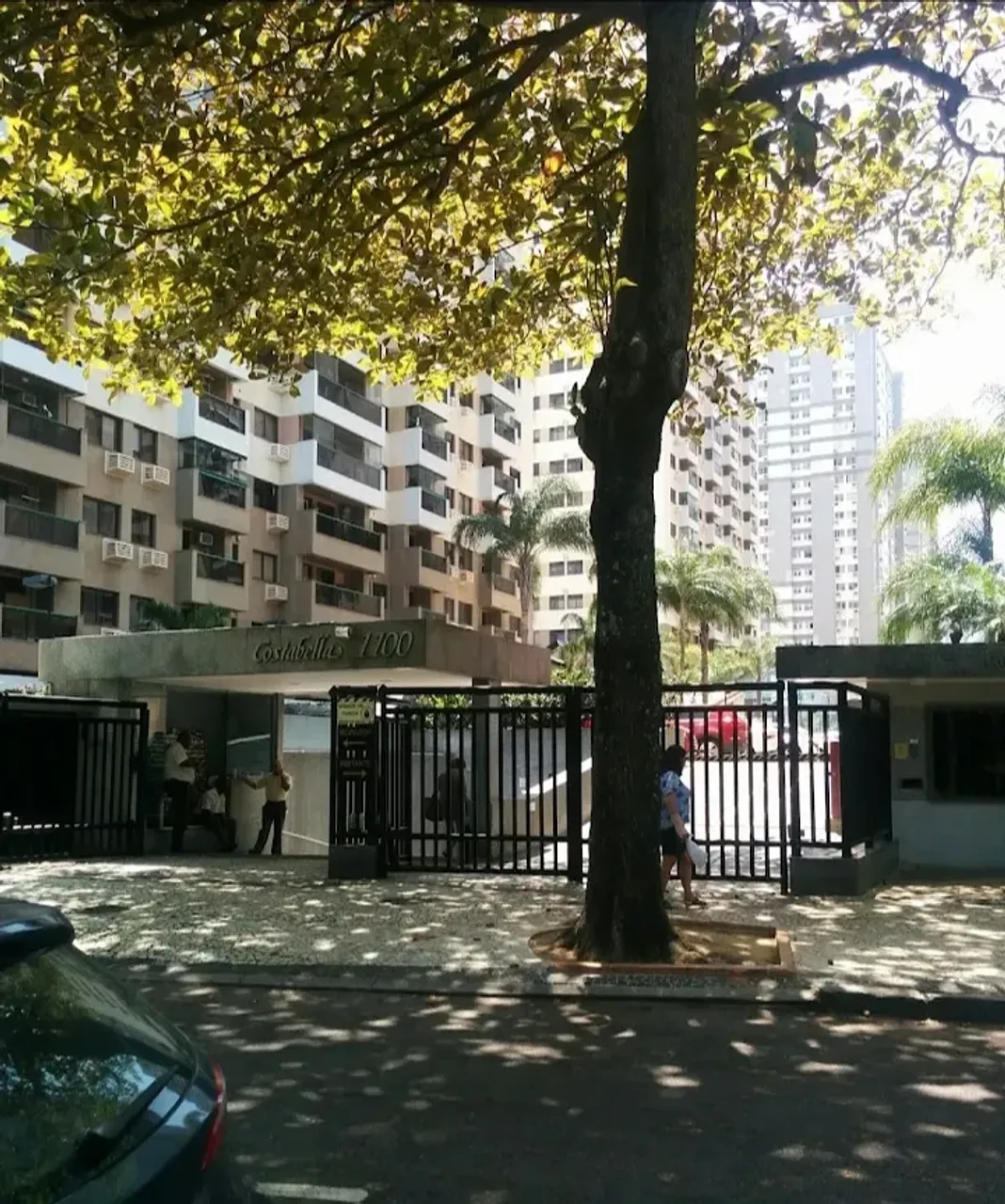 Furnished duplex apartment with a balcony grill — photo 17