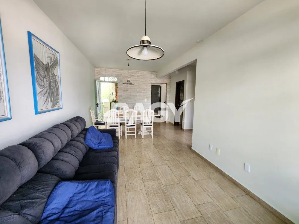 140 m² house with 3 bedrooms and an en-suite
