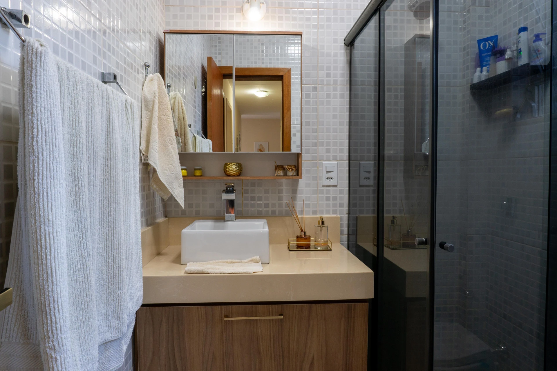Furnished 3-bedroom apartment with 2 bathrooms — photo 12