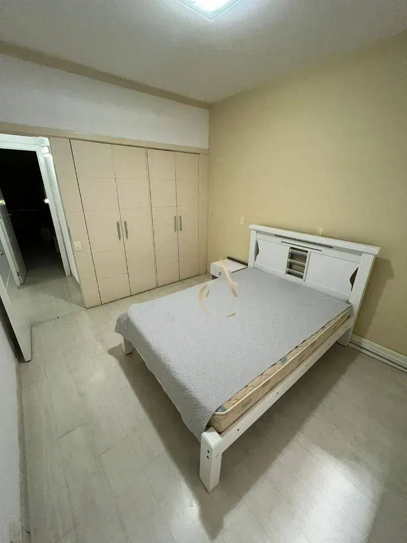 Rental apartment with 5 bedrooms and 4 bathrooms — photo 25