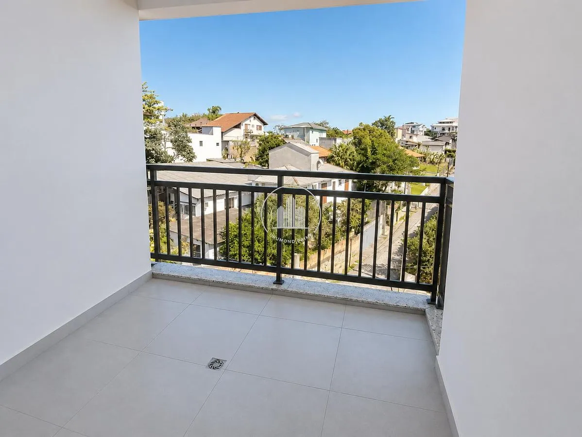 Duplex apartment with 1 en-suite and terrace — photo 20