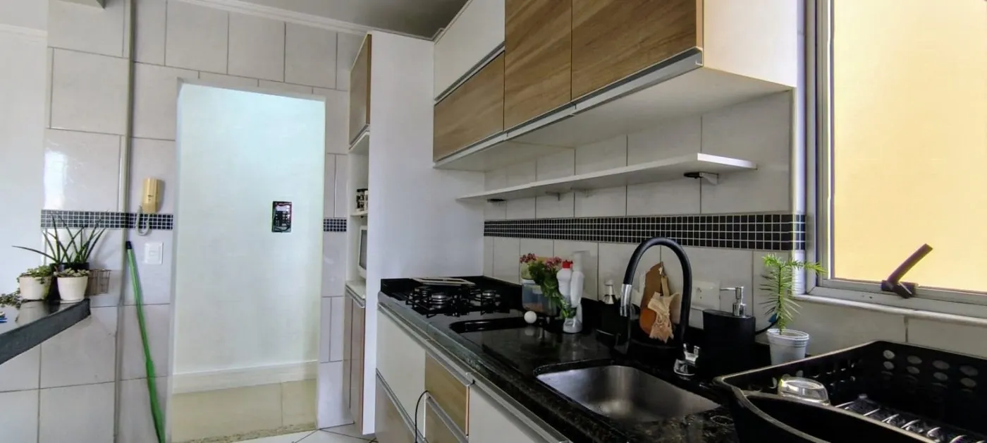 3-bedroom apartment with a home office in Curitiba — photo 2