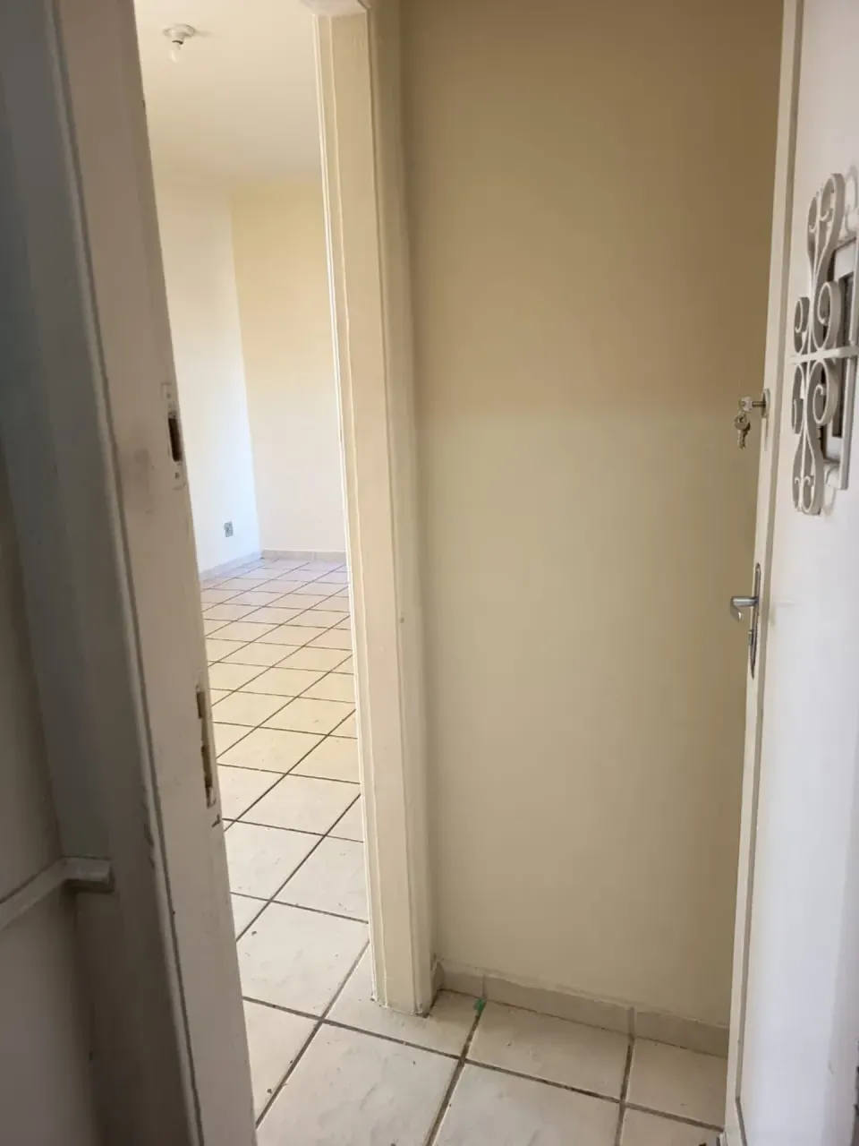 1-bedroom 1-bath apartment with no parking — photo 2