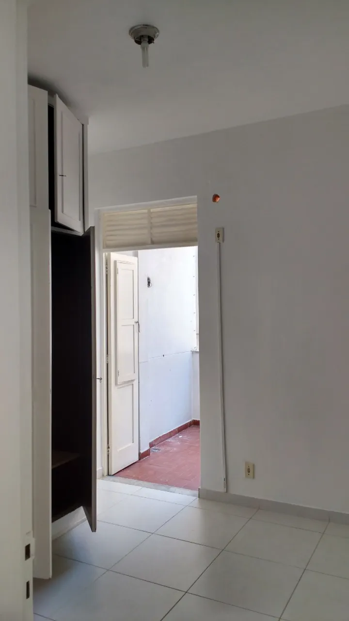 Apartamento de 1 quarto com varanda e cozinha fechada — photo 13