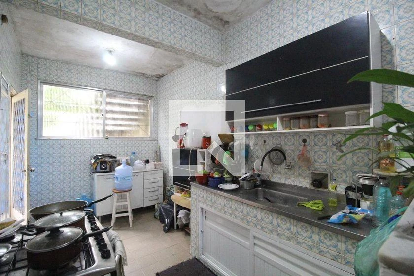 Unfurnished house with 3 bedrooms and private garden — photo 32