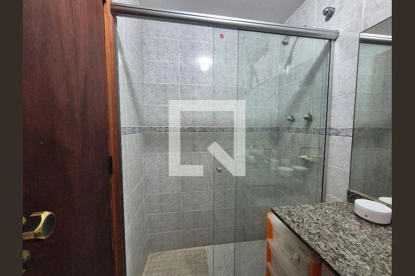 Apartamento de 2 quartos com varanda envidraçada — photo 34