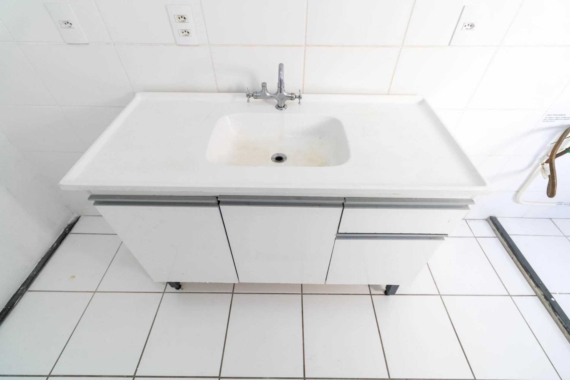 Квартира з 2 спальнями і 1 ванною без паркомісця — photo 45
