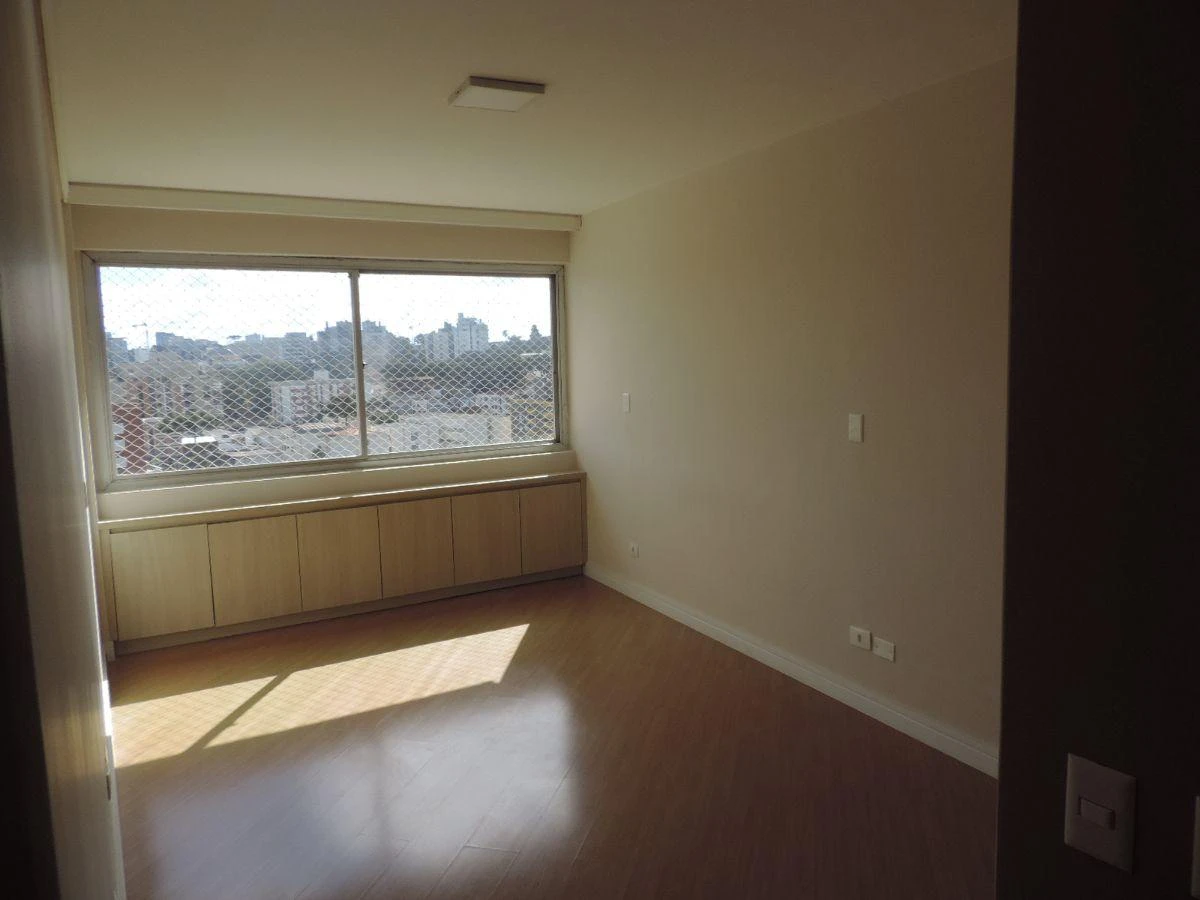 312 m² apartment with an open-plan kitchen — photo 30