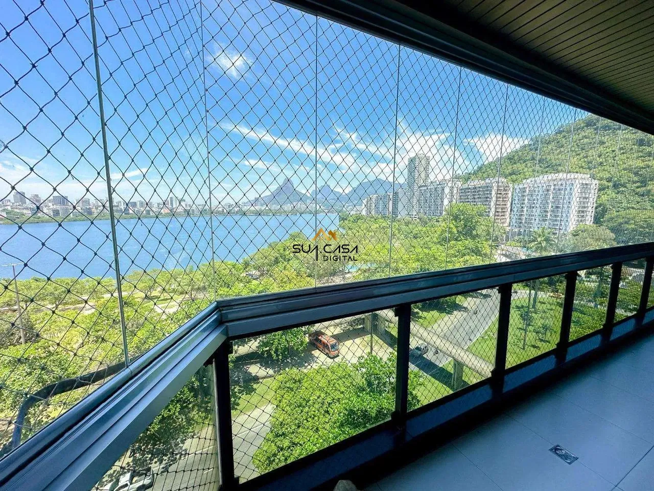 Apartamento de 3 quartos com 5 banheiros e 2 vagas — photo 2