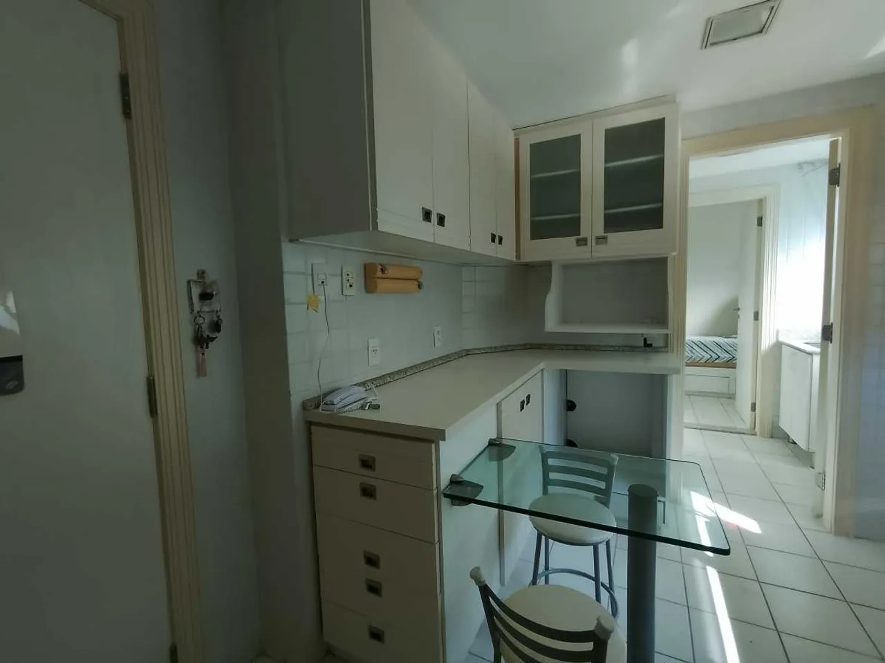 Apartamento mobiliado com 3 quartos e 5 banheiros — photo 13