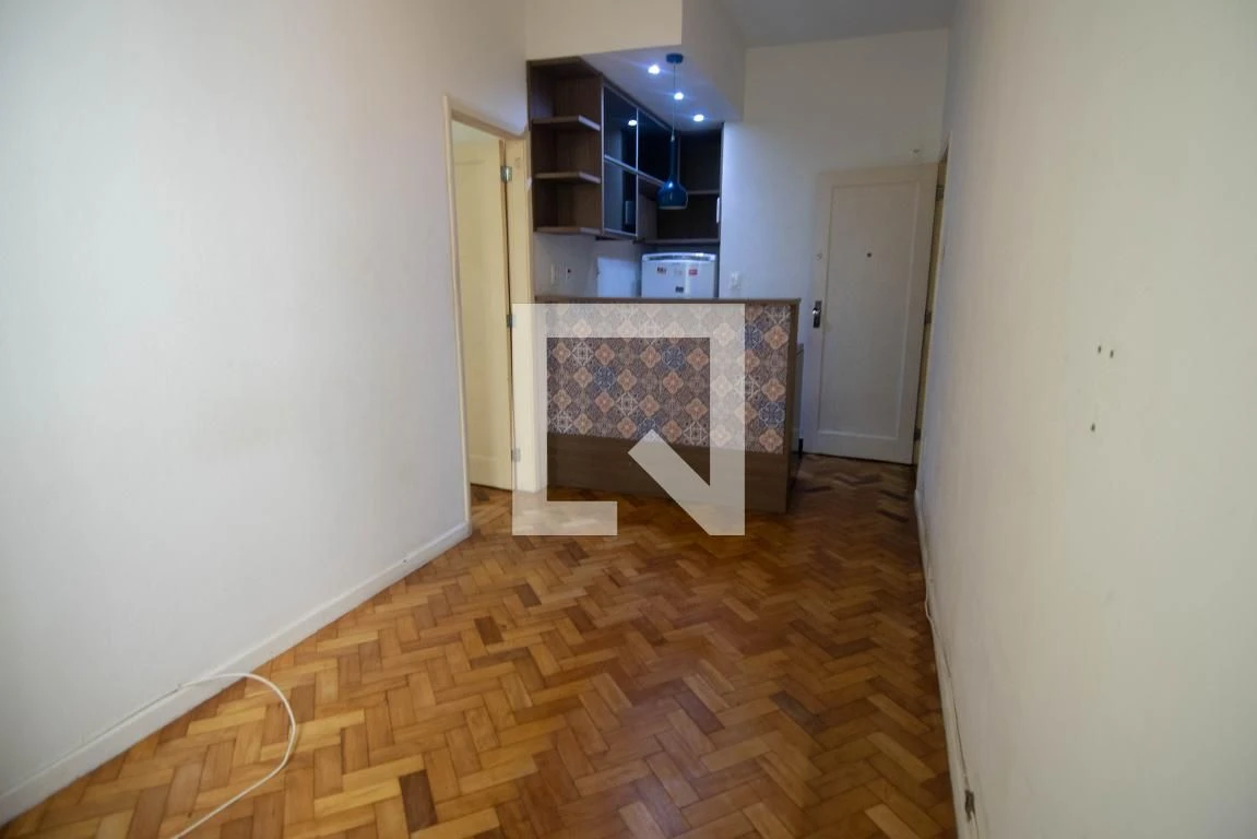 Apartamento, 30 m², com piso de madeira ou laminado — photo 13