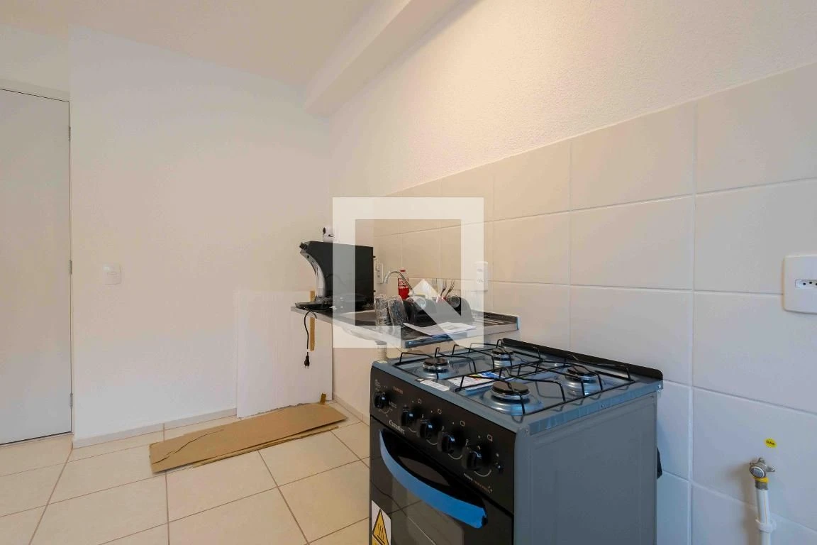 2-bedroom apartment with gas stovetop kitchen — photo 22