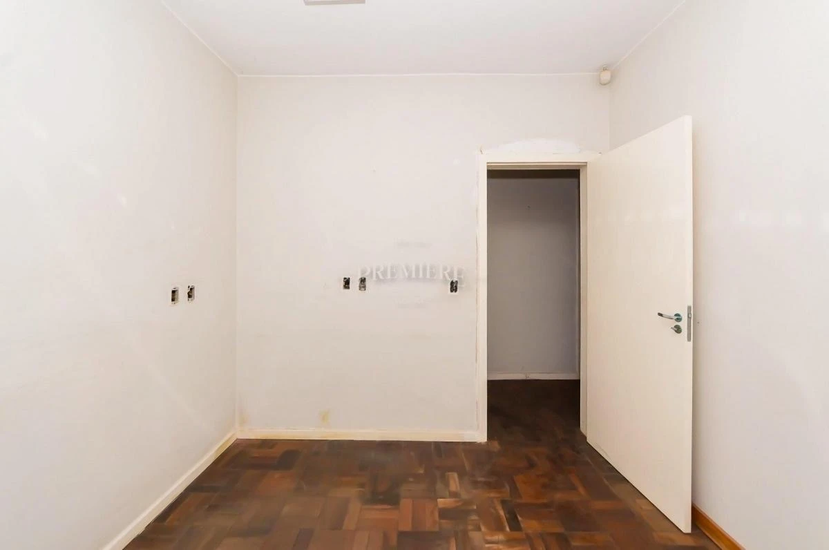 Casa com 960 m², 2 banheiros e 40 vagas — photo 37