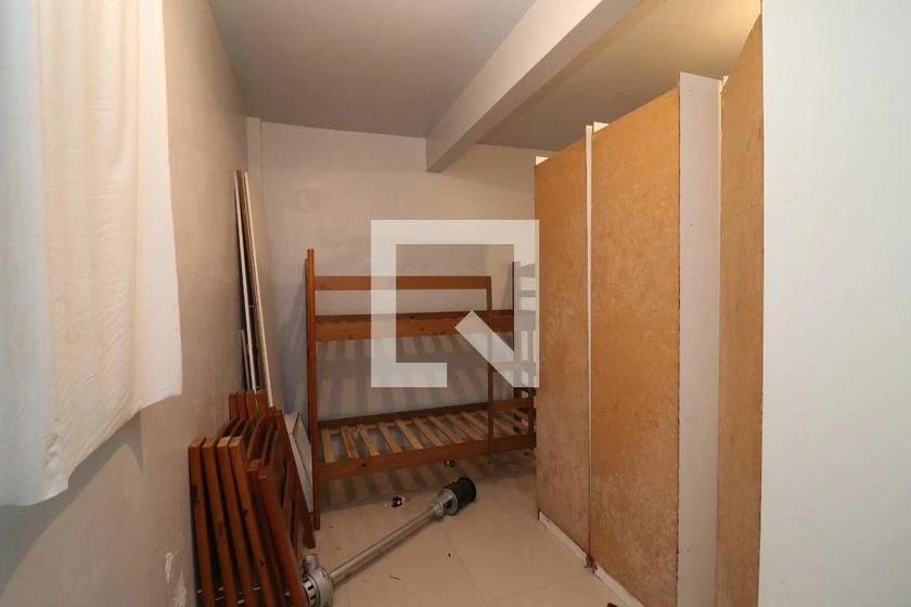 Home office in a 10-bedroom house, 747 m² — photo 39