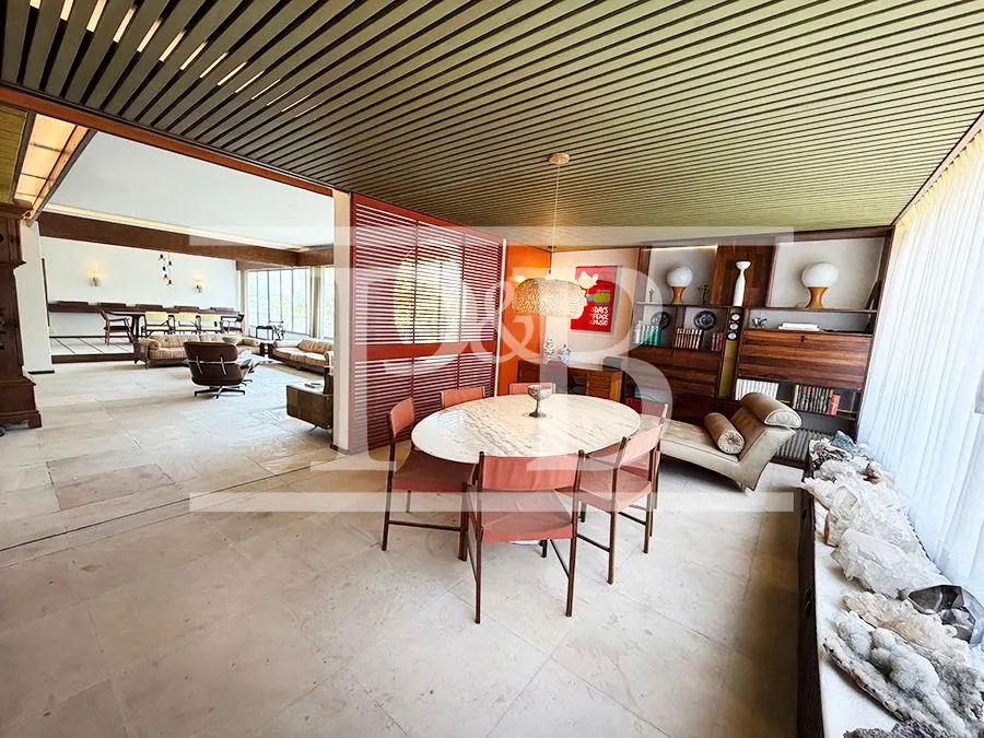 310 m² apartment with floor-to-ceiling windows and a bathtub — photo 3
