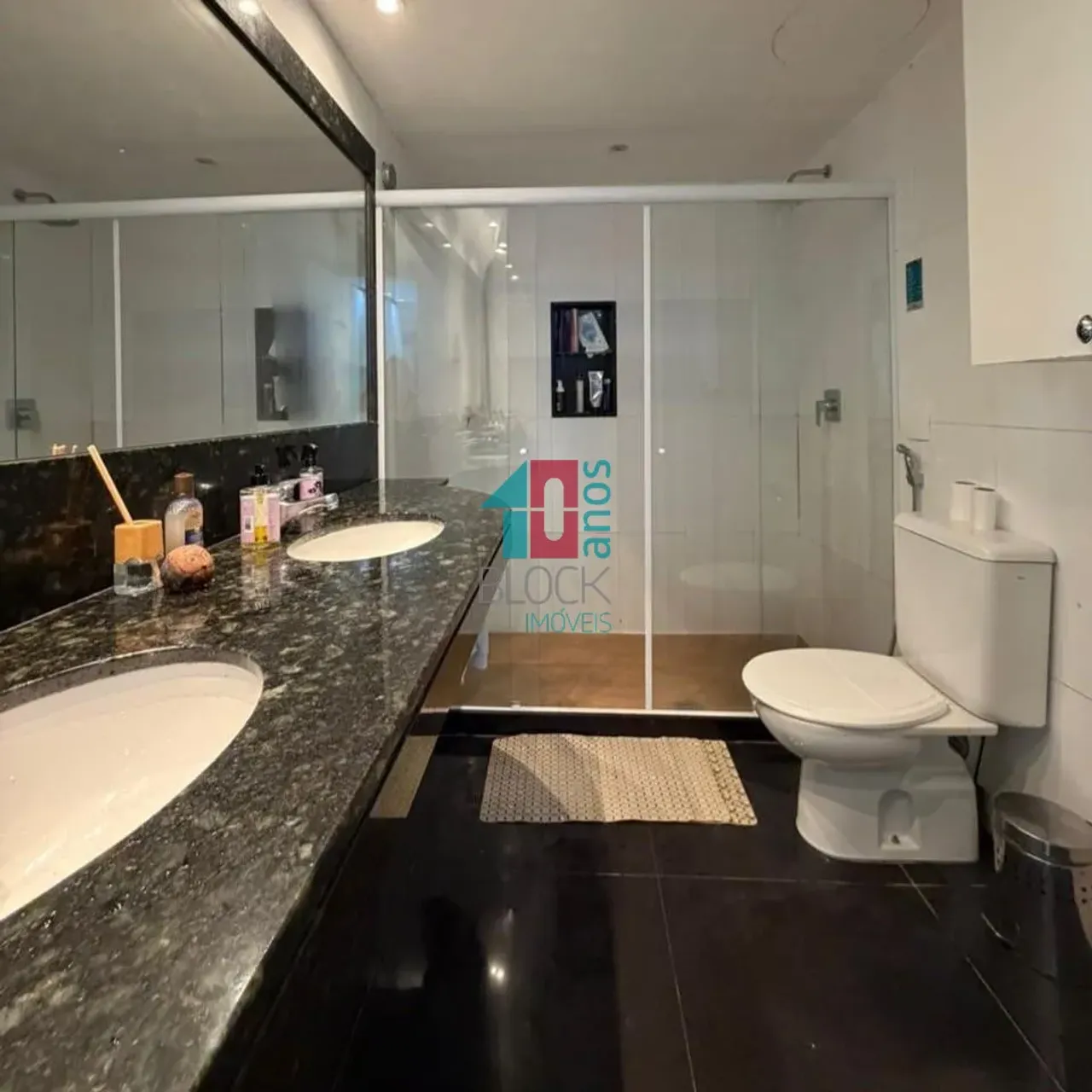Furnished 2-bedroom apartment with a closed kitchen — photo 14