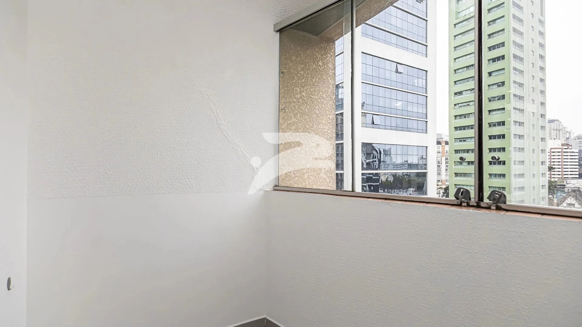 1-bedroom apartment with a balcony, 57 m² on the 11th — photo 18