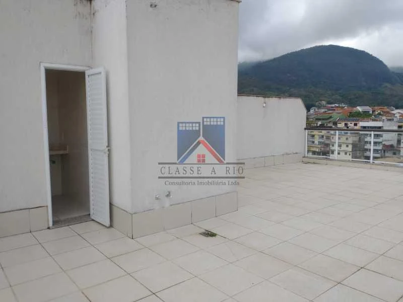 Cobertura de 3 quartos com 154 m² e terraço — photo 2