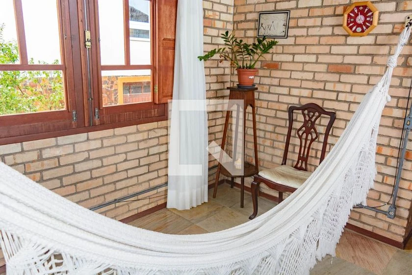 Дом с 4 спальнями, 2 с ванной и грилем на балконе — photo 5