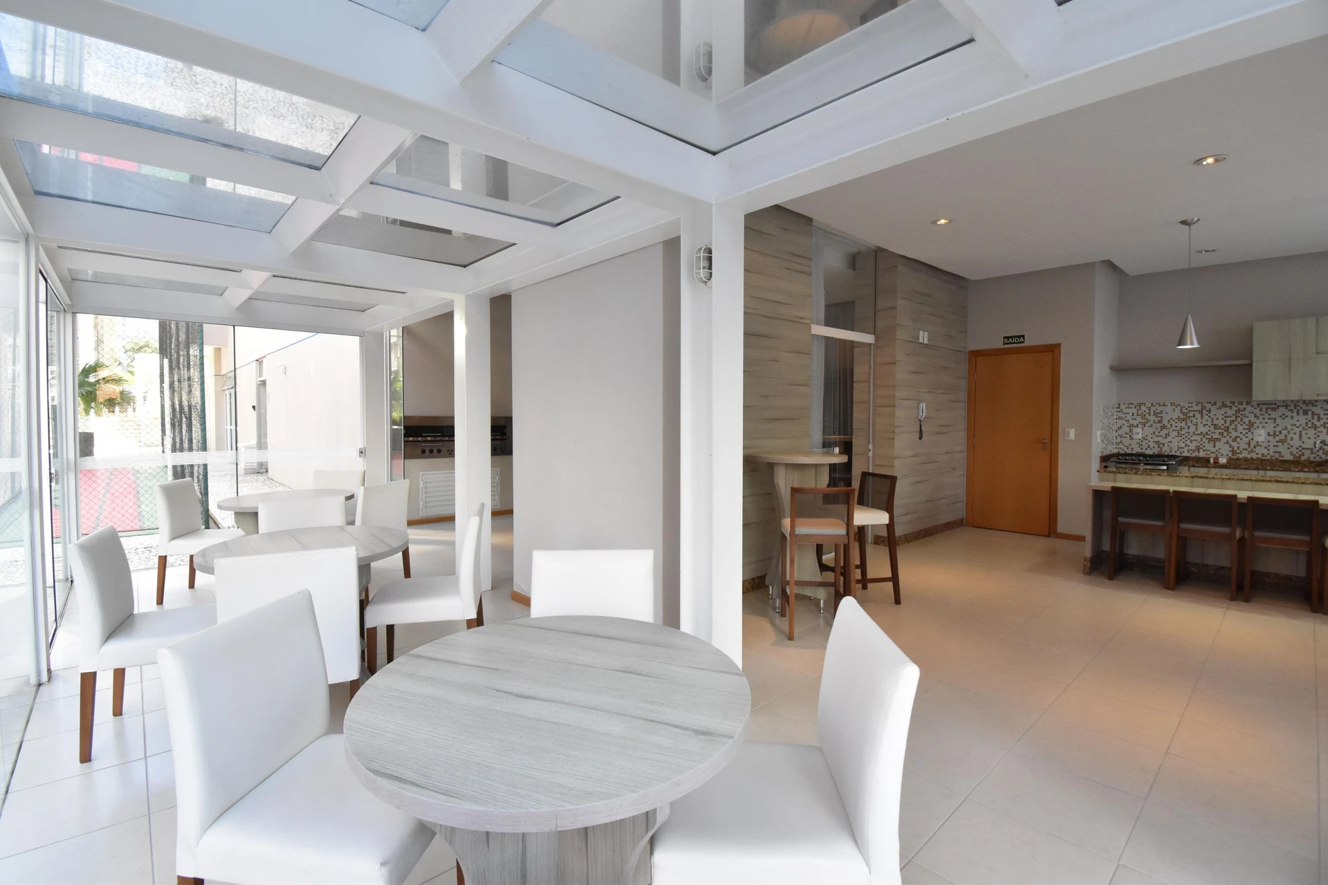 Furnished apartment, 52 m², with a washing machine — photo 56
