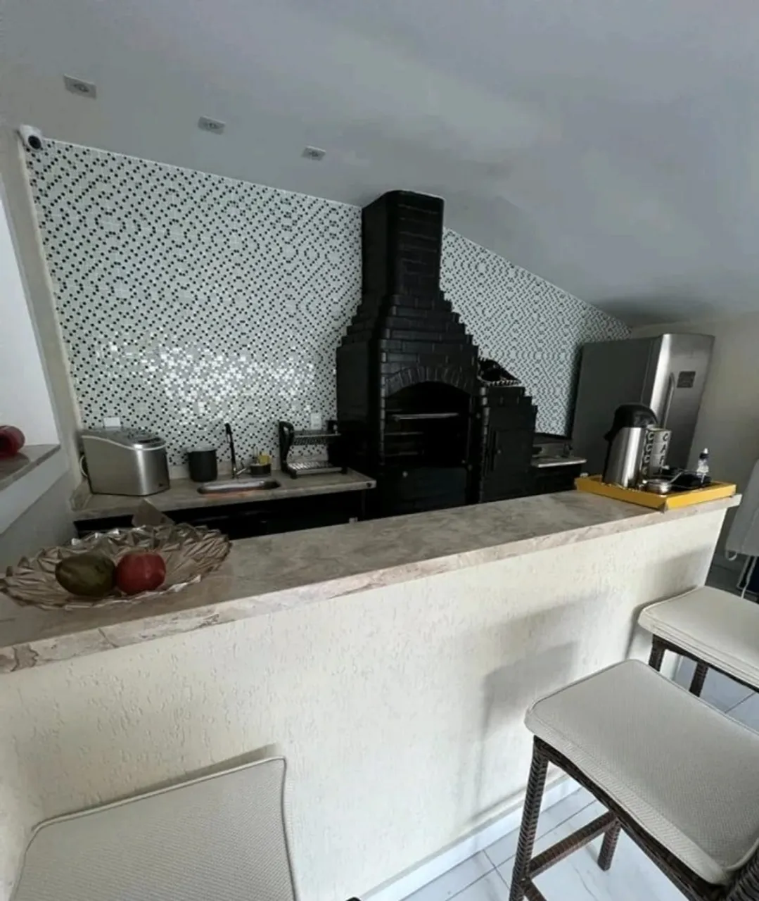 Furnished rental house with 4 bedrooms and 5 bathrooms — photo 18