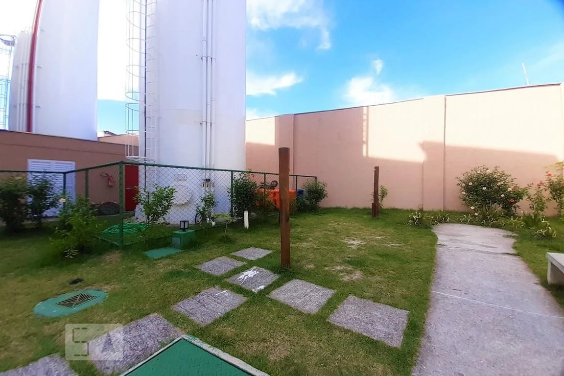 Unfurnished rental apartment with 2 bedrooms and 1 bath — photo 28