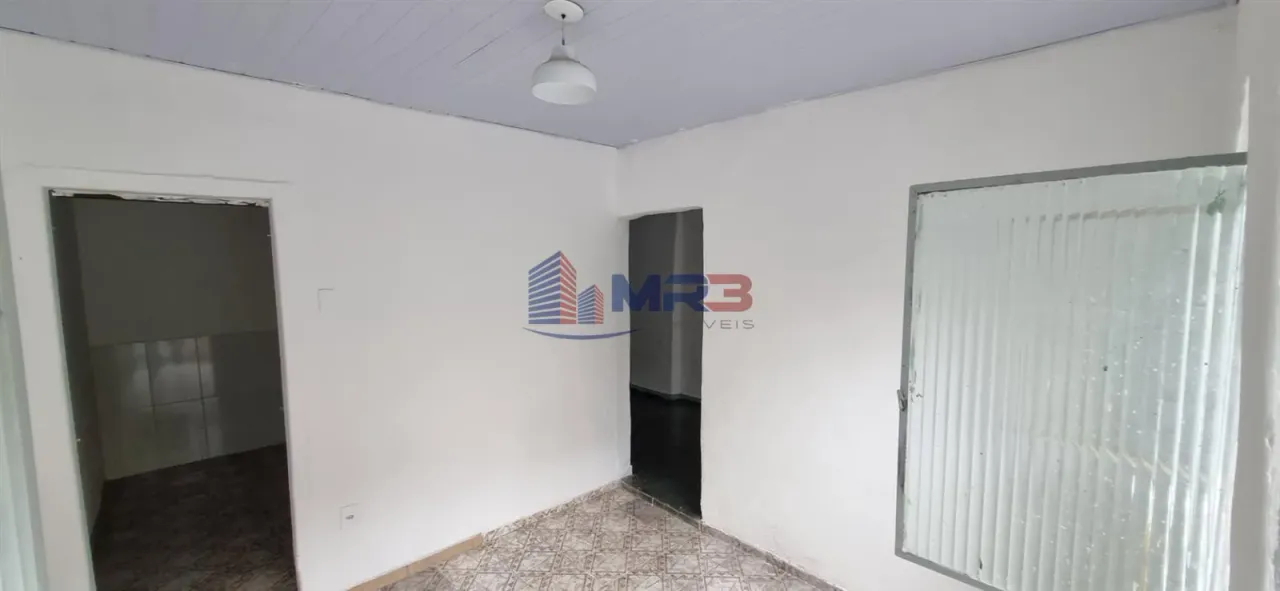 House with 1 bedroom and 1 bathroom, no parking — photo 8