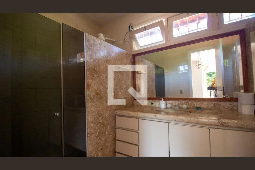 Unfurnished house with 3 bedrooms and 5 baths, 1500 m² — photo 36