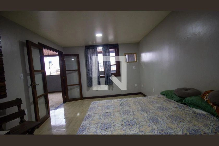 Furnished rental house with 250 m² and 2 bedrooms — photo 28