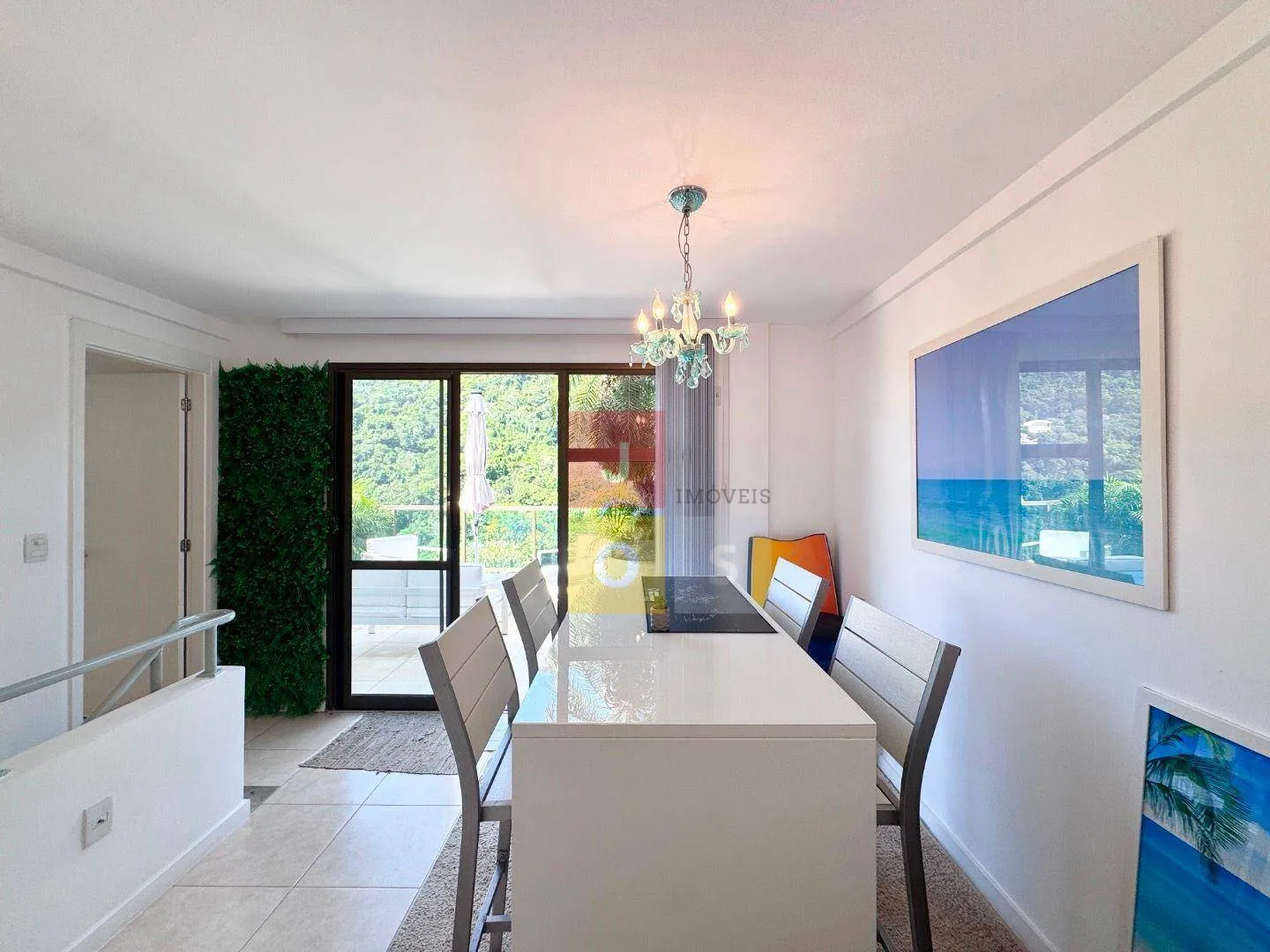 160 m² penthouse with 3 bedrooms and 2 en-suites — photo 12