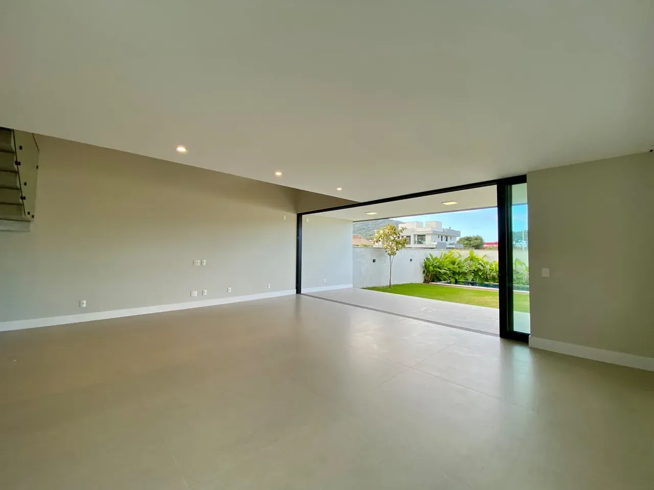 Balcón gourmet y 3 dormitorios: casa de 250 m²