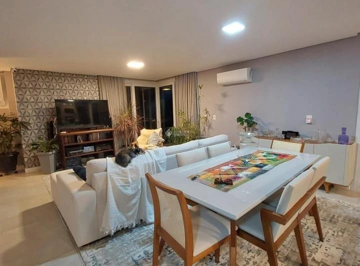 Furnished 360 m² house with 3 bedrooms and 2 bathrooms — photo 6