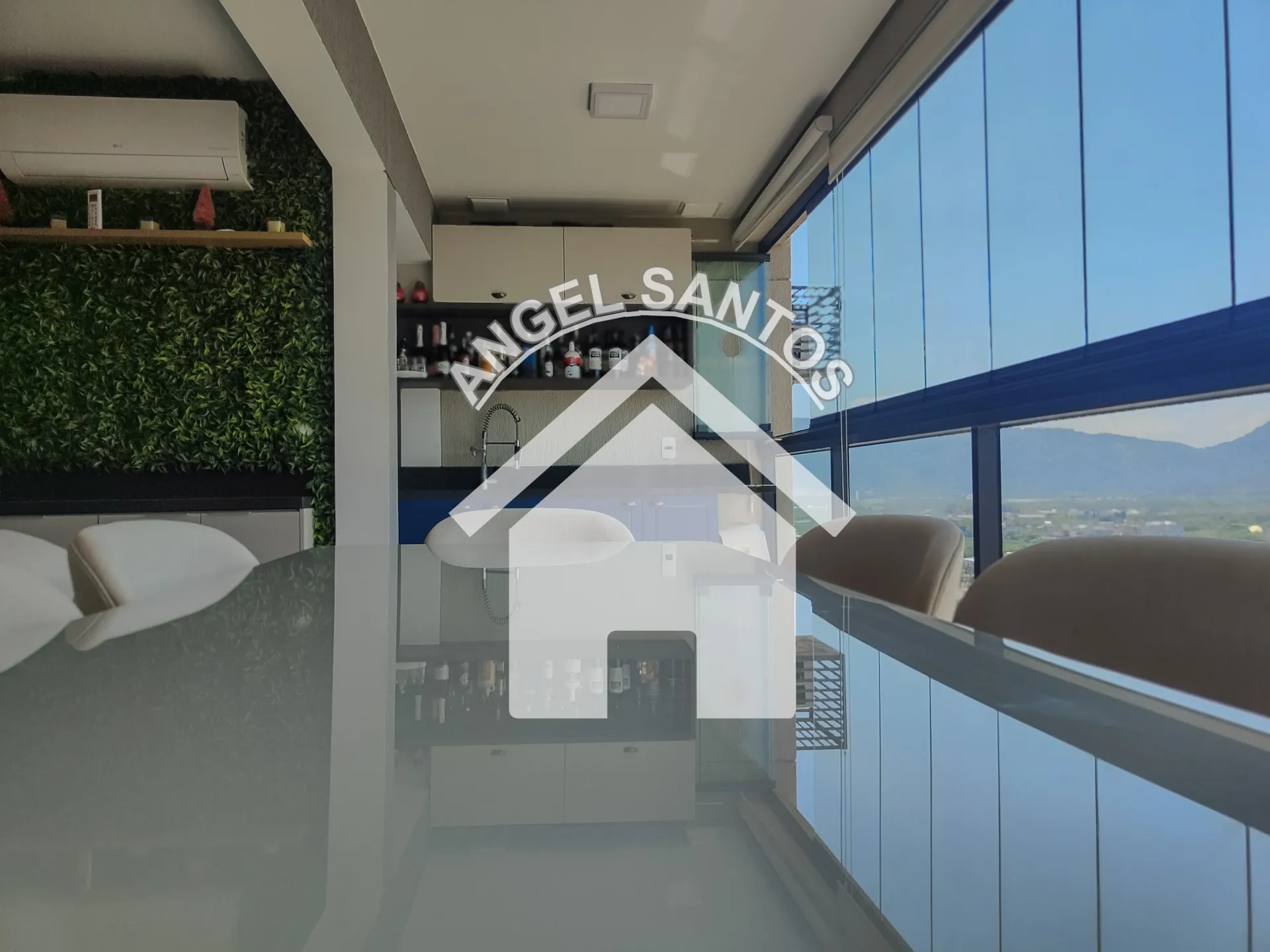 Furnished 2-bedroom apartment with a balcony — photo 29