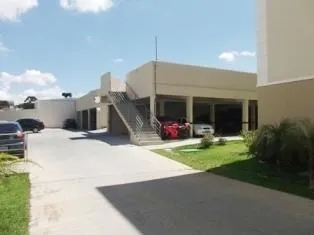 Apartamento com piso de madeira ou laminado, Portão — photo 17