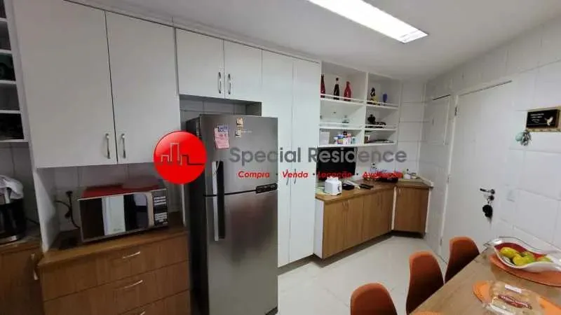 Apartamento com 3 quartos e piscina no prédio — photo 2