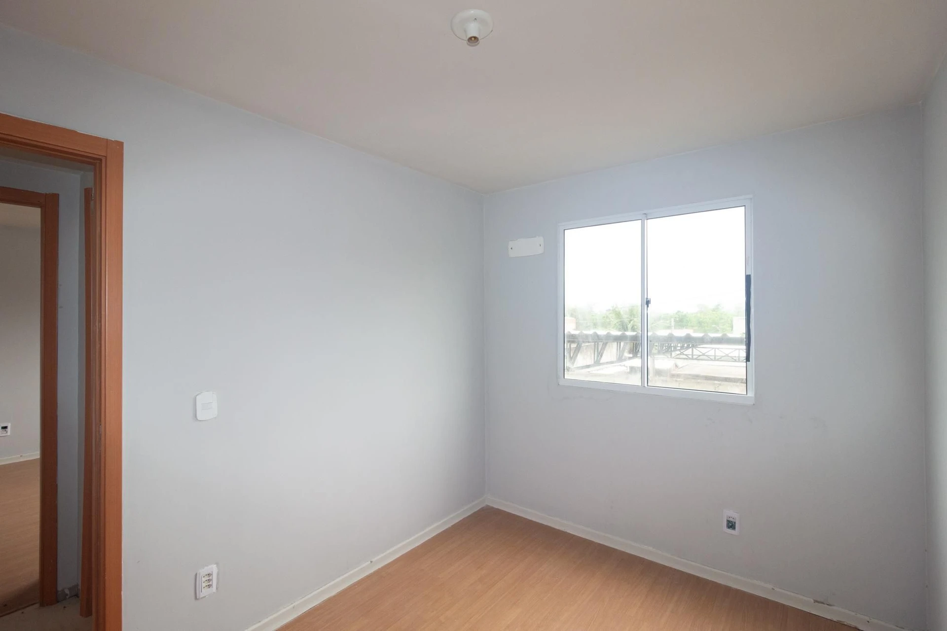 Apartamento de 2 quartos em condomínio com piscina — photo 37