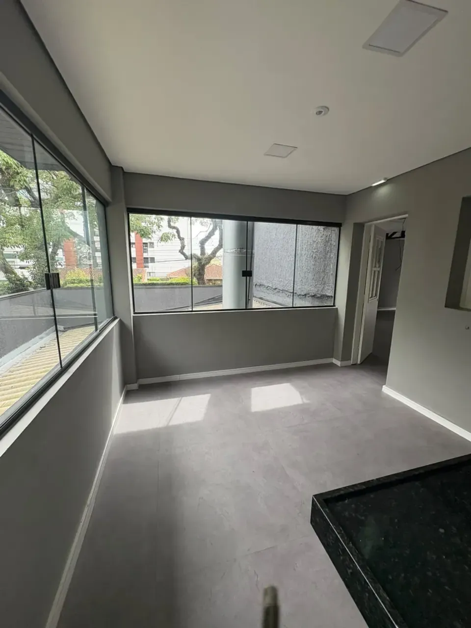 One-bedroom house with a grill on the balcony in Curitiba — photo 7