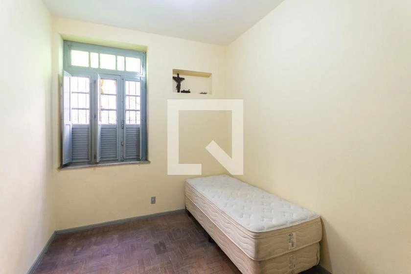 Casa para aluguel com 4 quartos e varanda, 600 m² — photo 20