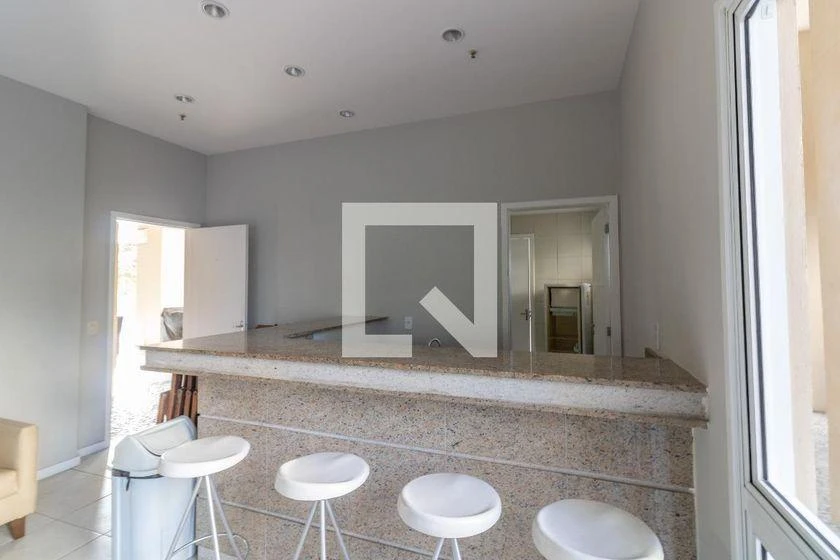 2-bedroom apartment in a building with a gym — photo 43