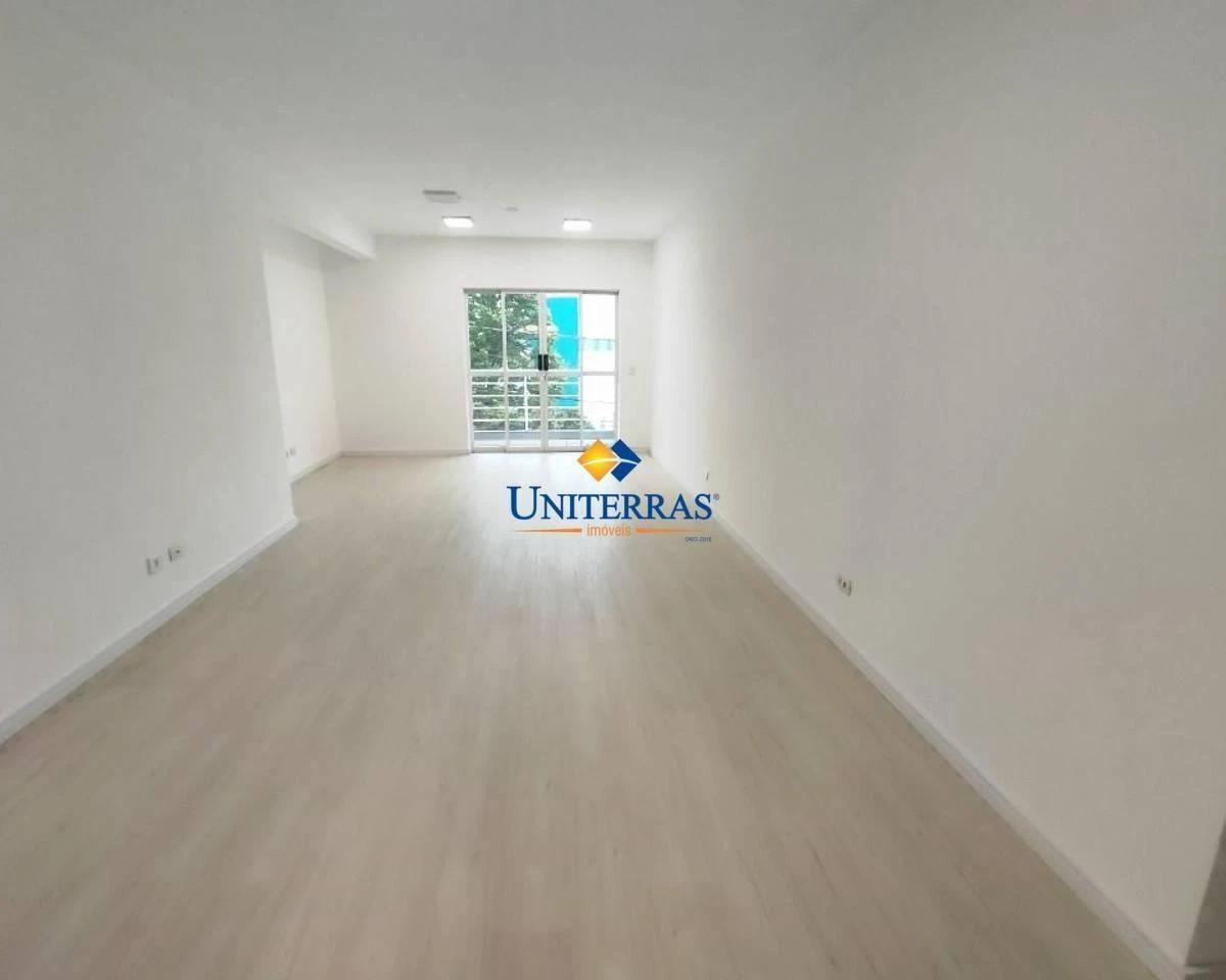 3-bedroom apartment, 1 with its own bathroom, 96 m² — photo 5