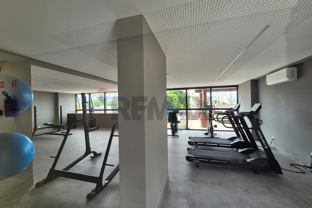 3-bedroom apartment in a building with a gym — photo 39