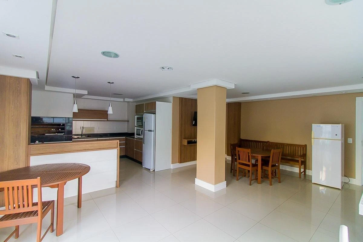 Departamento con balcón gourmet en Florianópolis — photo 27