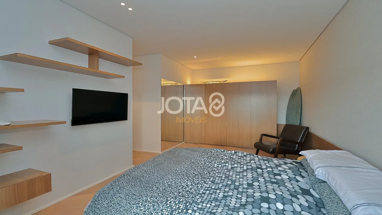 Duplex penthouse with 2 bedrooms and 231 m² rental — photo 20