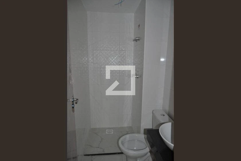 Apartamento de 2 quartos em condomínio com piscina — photo 33