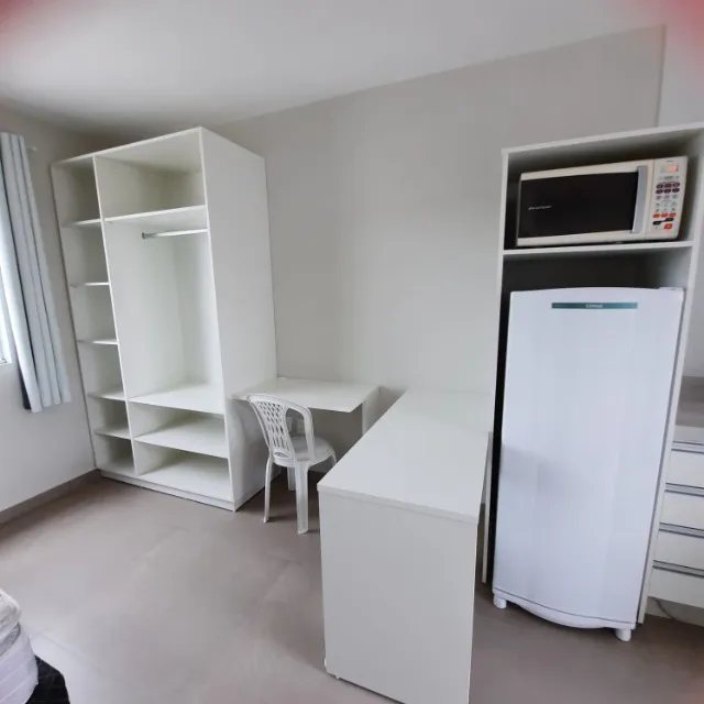 Furnished studio, 20 m², with a home office — photo 3