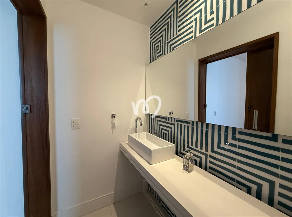 Apartamento mobiliado com 3 quartos e 5 banheiros — photo 40