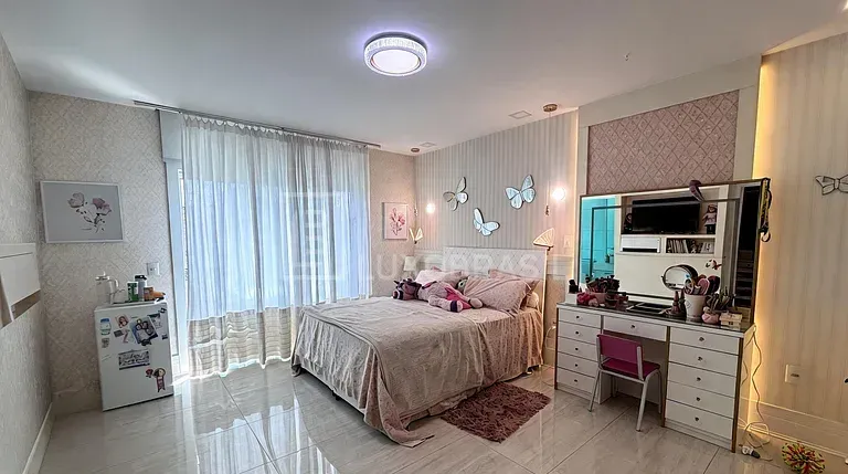 Furnished house with 6 en-suite bedrooms and 10 bathrooms — photo 47