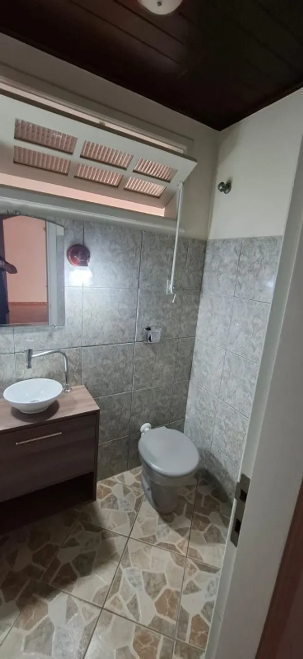 Житловий будинок на 4 спальні та вбудовані шафи — photo 19