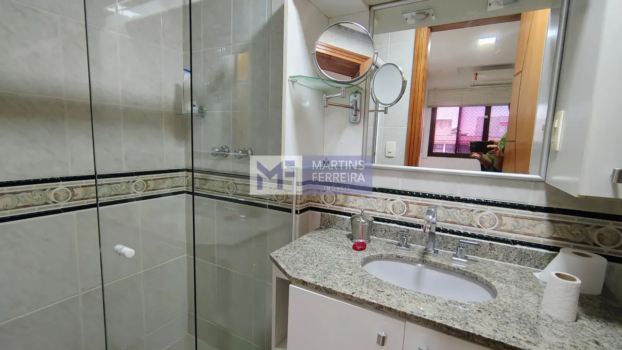 Furnished apartment with 5 bedrooms and a balcony — photo 16
