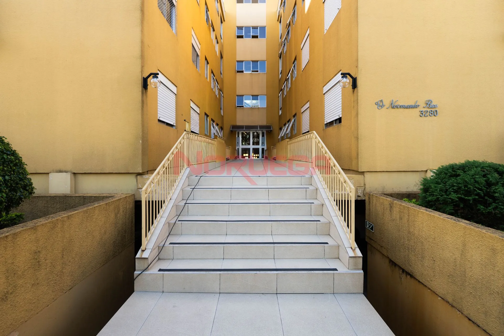 Apartamento com 2 quartos, 1 banheiro e 1 vaga — photo 21